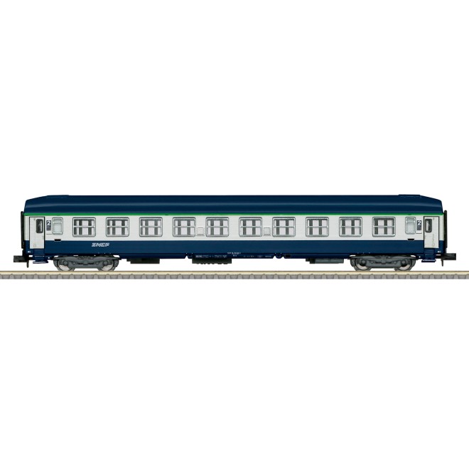 Minitrix 18467 - Liegewagen B9c9x SNCF