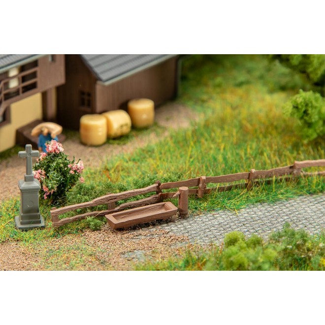 Faller 272924 - 2 Brunnen mit Weidezaun