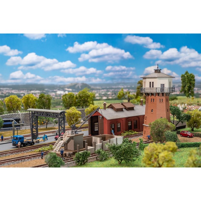 Faller 239008 - Aktions-Set Bahnbetriebswerk