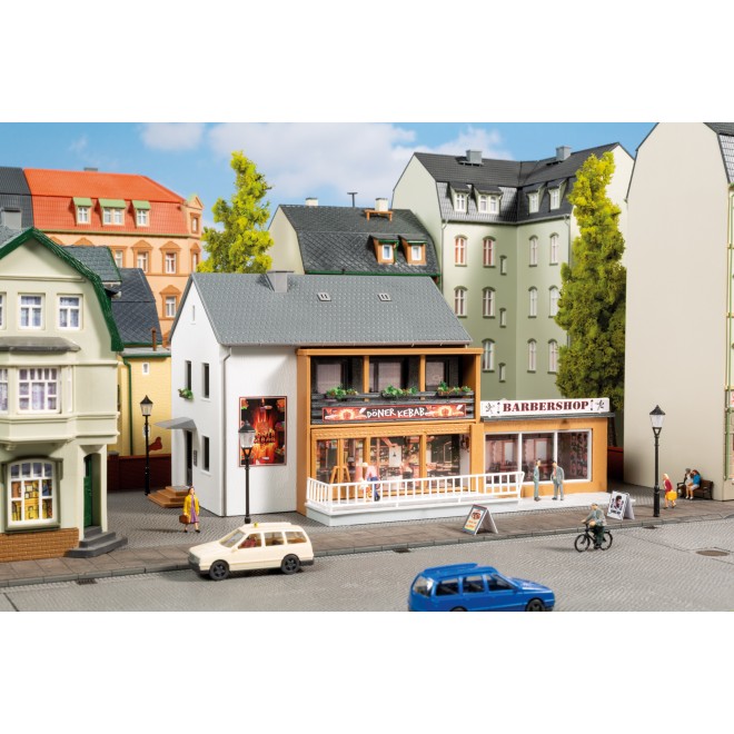 Auhagen 12356 - Döner und Barbershop