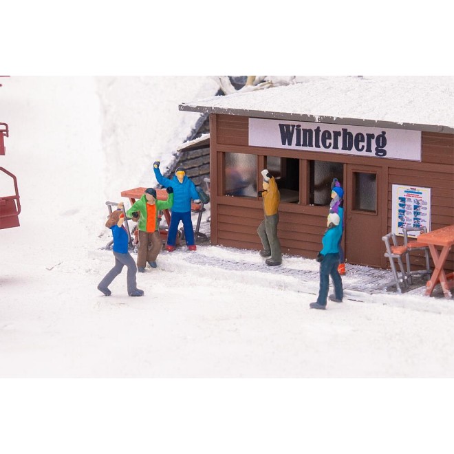 Faller 151732 - Après-Ski-Feiernde