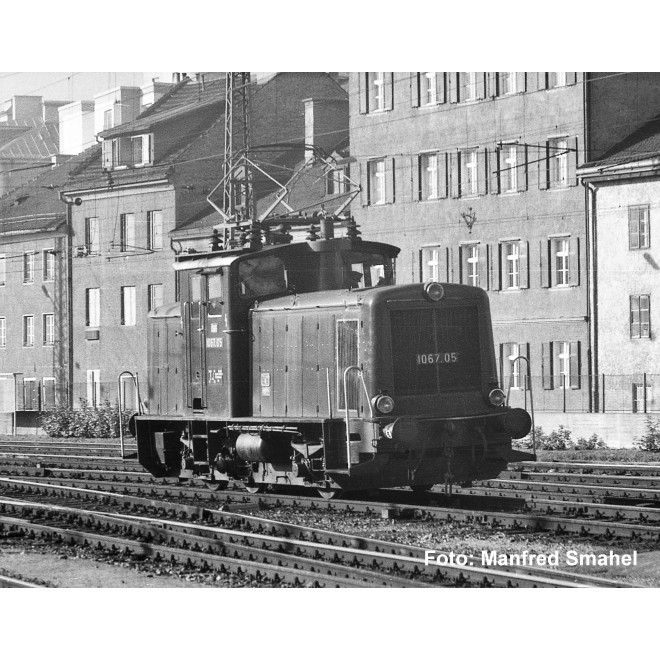 Piko 21048 - E-Lok/Sound Rh 1067 grün ÖBB III + PluX22 Dec.
