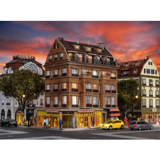 Vollmer 43781 - H0 Restaurant mit Inneneinrichtung und LED-Beleuchtung, Funktionsbausatz - Messepreis