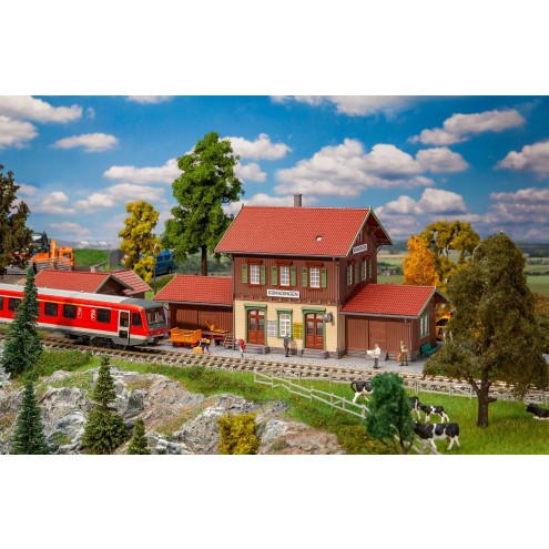 Faller 110146 - Bahnhof Gomadingen