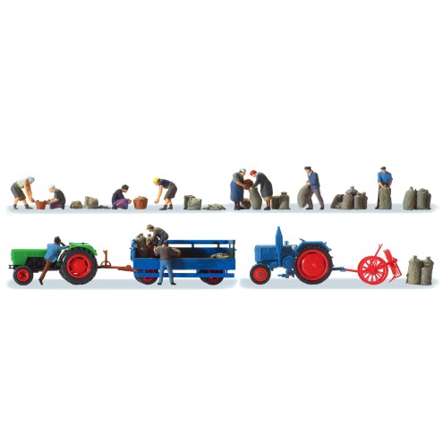 Preiser 13008 - Kartoffelernte, 11 Miniaturfiguren, 2 Ackerschlepper, Anhänger, Kartoffelroder