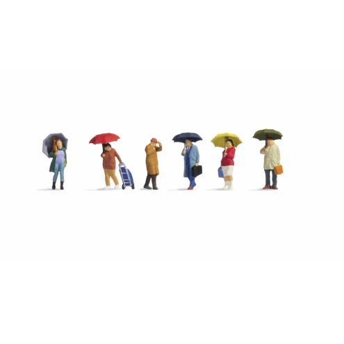 Noch 15523 - Menschen im Regen