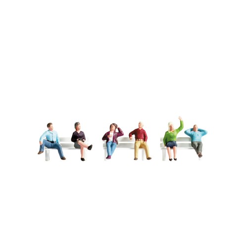 Noch 15540 - Sitzende