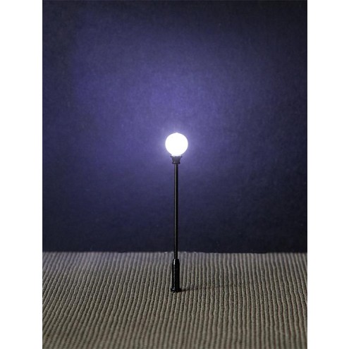 Faller 180204 - LED-Parklaterne, Kugel-Aufsatzleuchte, H0