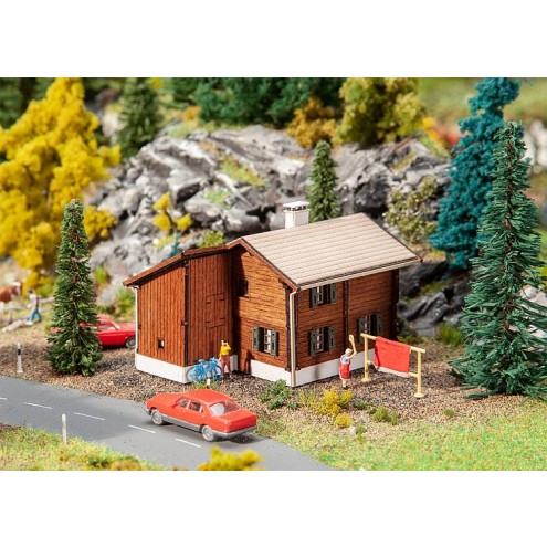 Faller 222218 - Bahnwärterhaus Stugl-Stuls