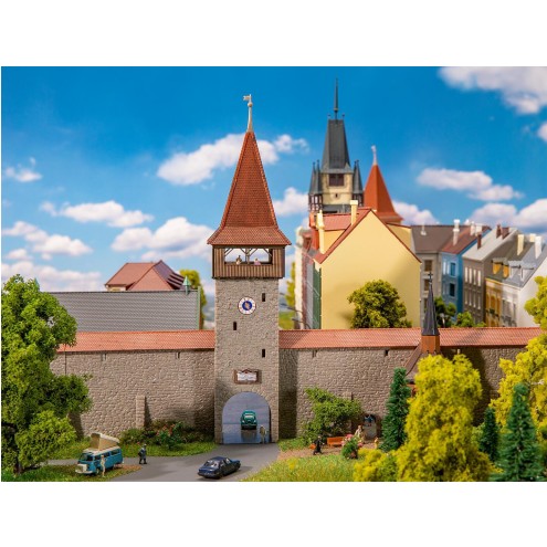 Faller 232171 - N Altstadtturm mit Mauer