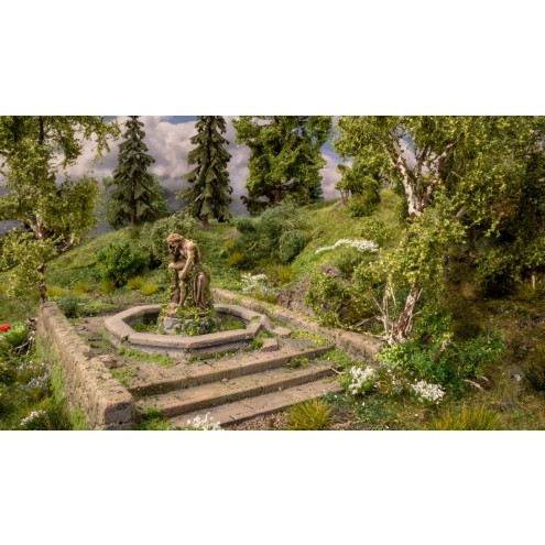 Noch 34760 - Vergessener Ort “Brunnen”