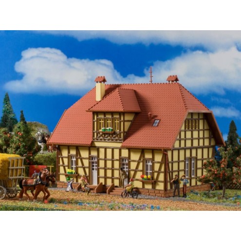 Vollmer 43654 - H0 Fachwerk-Siedlungshaus