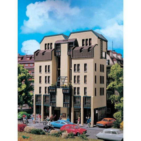 Vollmer 43801 - H0 City-Wohnhaus, Future Line