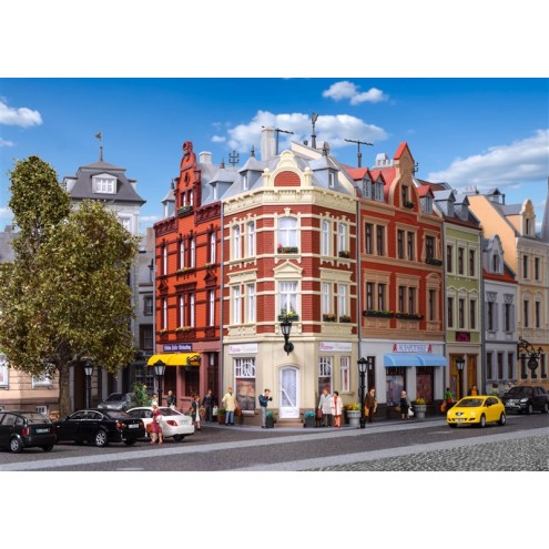 Kibri 38355 - H0 Eckhaus am Hanseplatz