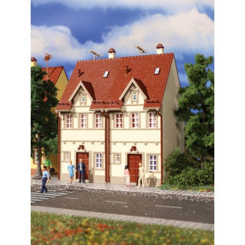 Vollmer 43843 - H0 Reihen-Doppelhaus, beige
