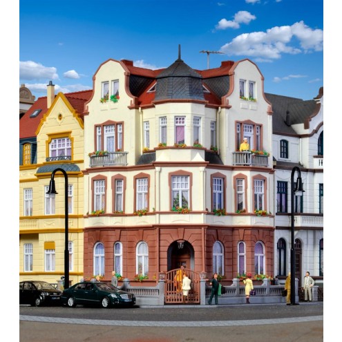 Kibri 39100 - H0 Eckhaus Diplomatenvilla in Bonn
