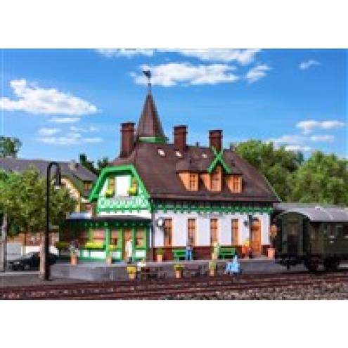 Kibri 39509 ersetzt 49509 - H0 Bahnhof Burg-Spreewald inkl. Hausbeleuchtungs- Startset