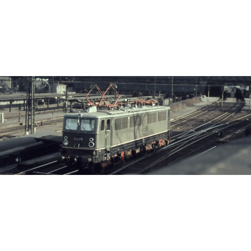 Brawa 43124 - H0 Elektrolokomotive E42 der DR III DC EXT