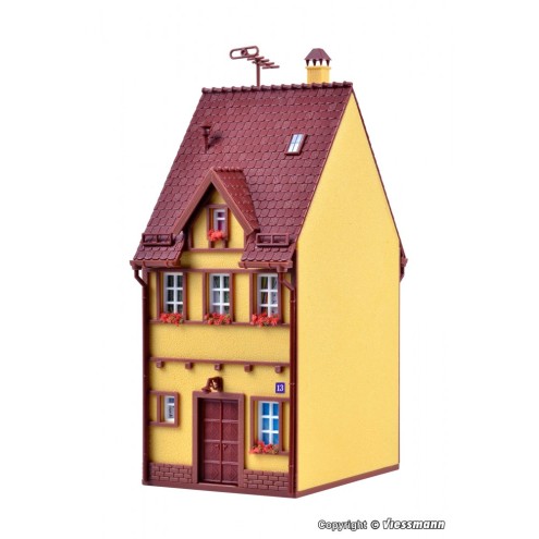 Vollmer 43671 - H0 Wohnhaus Bahnhofstraße 13