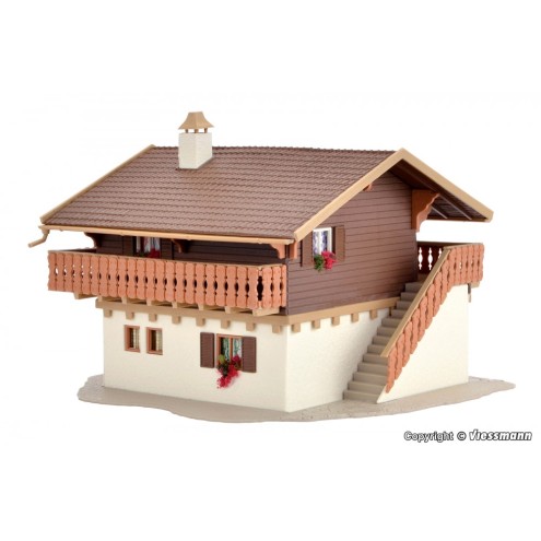 Vollmer 43961 - H0 Pension mit Carport, Bio-Serie