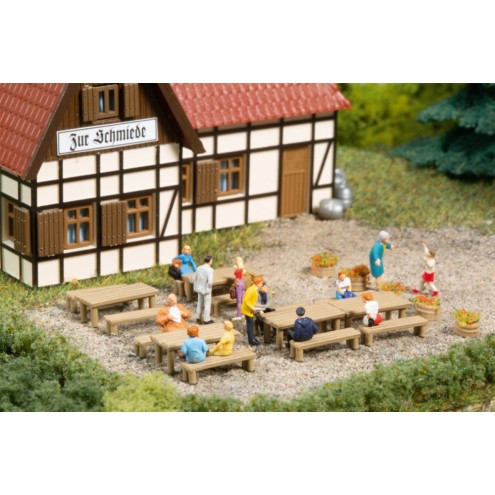 Auhagen 44650 - Bänke, Tische
