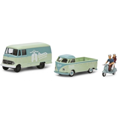 Schuco 452671700 - 2er-Set VESPA (Mercedes-Benz L319 Kasten, Volkswagen T1 Pritsche und Vespa mit Figuren) "Sale"