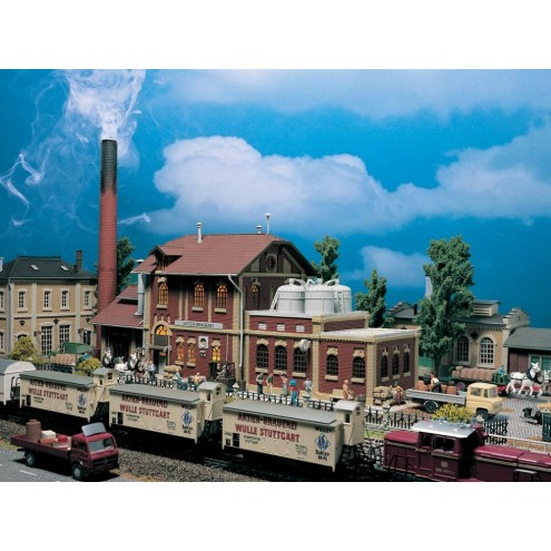 Vollmer 45609 - H0 Brauerei mit Inneneinrichtung Kesselhaus