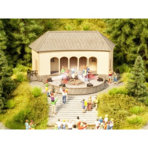 Noch 66825 - Freilichtbühne mit micro-sound Rock-Band und LED-Light-Show