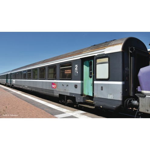 Roco 74540 - Corail-Großraumwagen 2. Klasse, SNCF