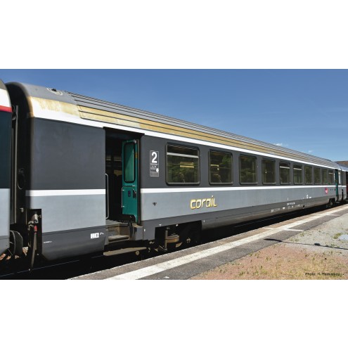 Roco 74541 - Corail-Großraumwagen 2. Klasse, SNCF