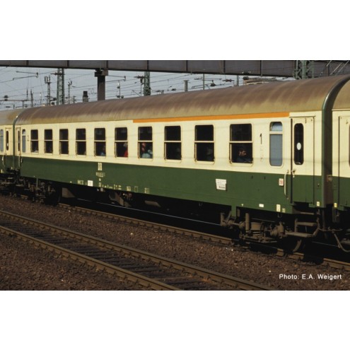 Roco 74801 - Reisezugwg. 1./2. Kl. DR creme