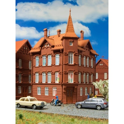 Vollmer 47636 - N Eisenbahner-Wohnhaus, Eckhaus