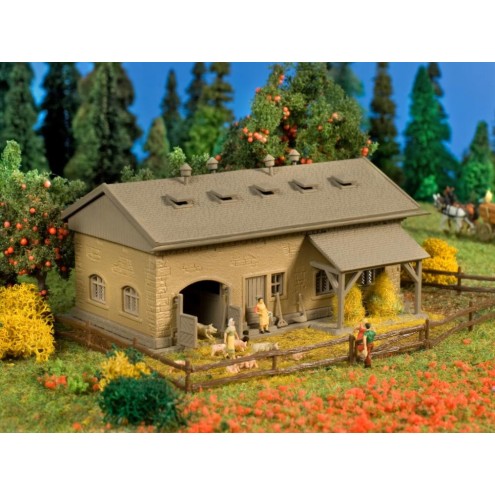 Vollmer 47723 - N Schweinestall mit Schweinen