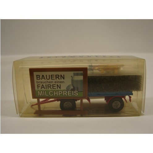 Brekina 55236 - Bauern brauchen FAIREN Milchpreis 2-Achs Hänger