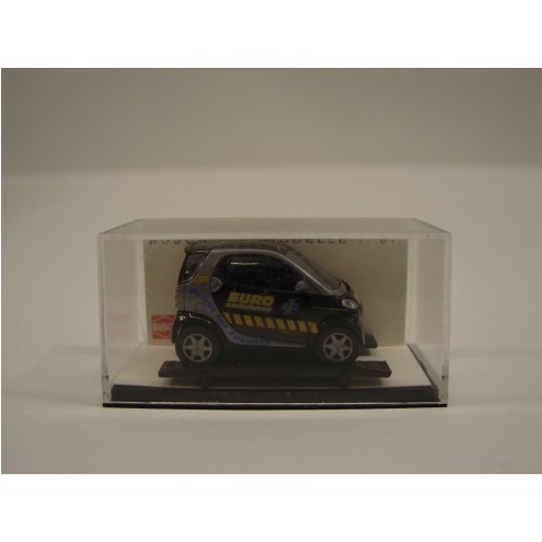 Busch 48931 - Smart City Coupe, Euro Ambulance