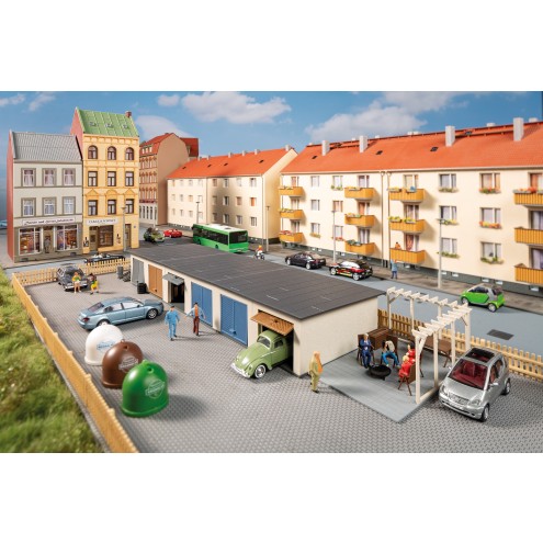 Auhagen 11484 - Garagen mit Zubehör