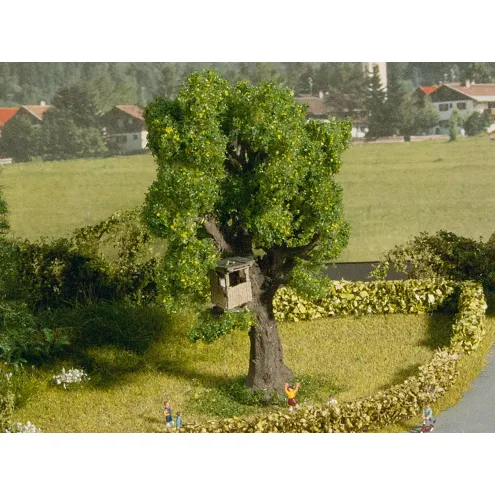 Noch 21766 - Baum mit Baumhaus