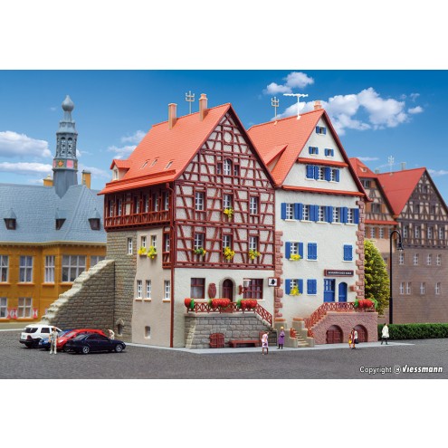 Kibri 37368 - N Fachwerkhaus an der Stadtmauer, 2 Stück