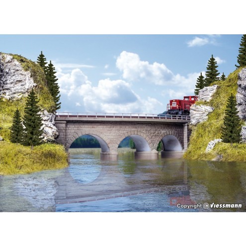 Kibri 37661 - N/Z Regnitz-Brücke mit Eisbrecherpfeilern, gebogen, eingleisig