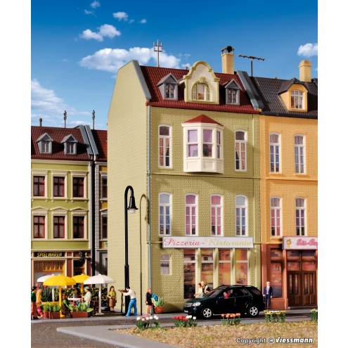 Kibri 38392 - H0 Stadthaus Pizzeria in Düsseldorf