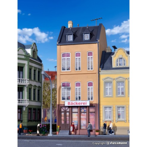 Kibri 38393 - H0 Stadthaus Eiscafé/Bäckerei in Düsseldorf