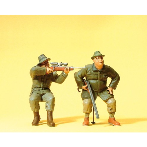 Preiser 45137 - Jäger sitzend